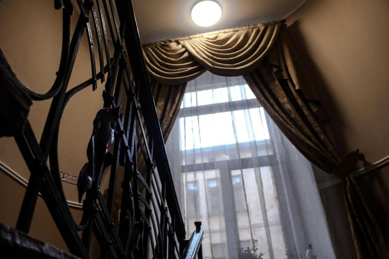 Dimitris Apartment Lviv Exteriör bild